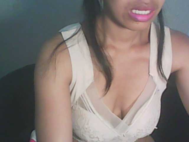 RitaHalle's BongaCams show and profile