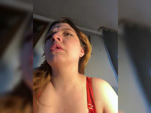 Lilian00666a's BongaCams show and profile