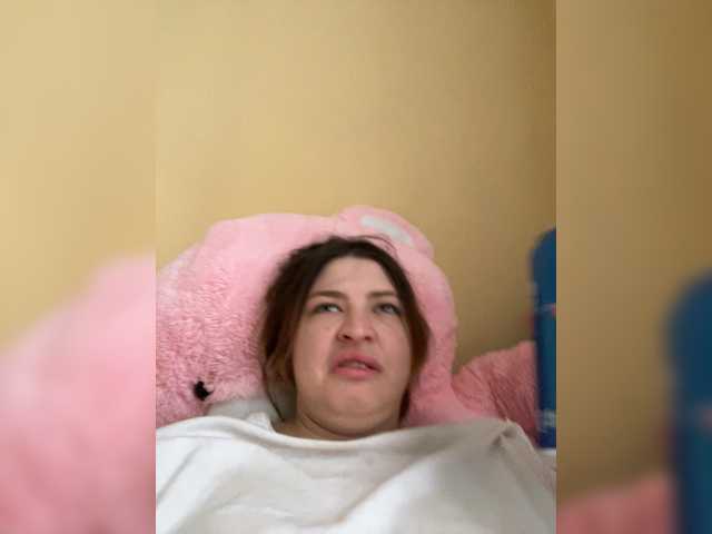 Lilian00666a's BongaCams show and profile