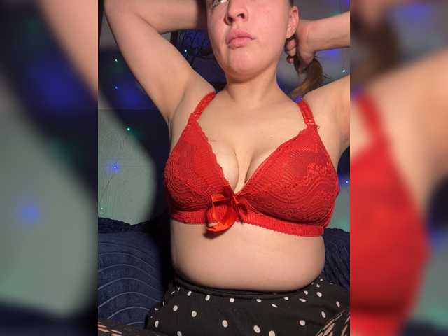 Lilian00666a's BongaCams show and profile