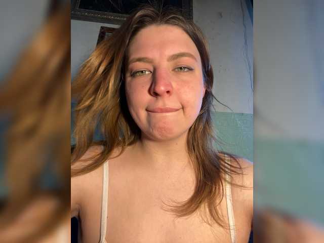 Lilian00666a's BongaCams show and profile