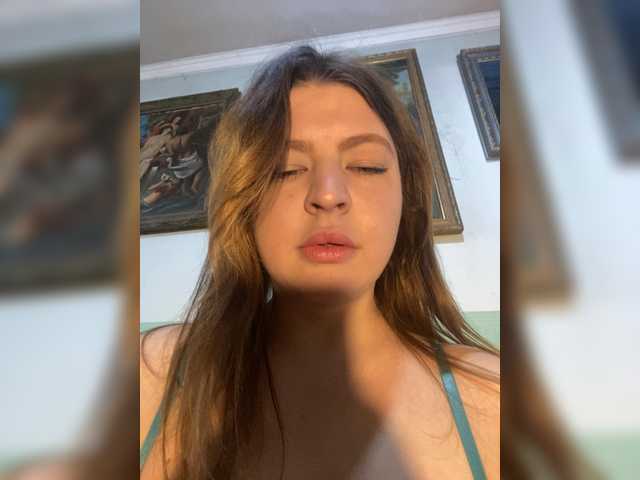 Lilian00666a's BongaCams show and profile