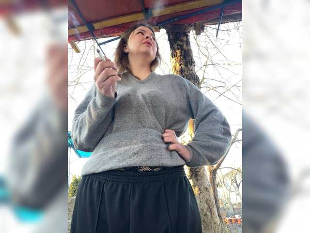 Lilian00666a's BongaCams show and profile