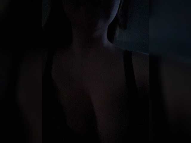 Lilian00666a's BongaCams show and profile