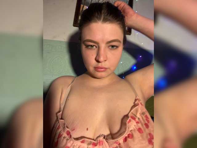 Lilian00666a's BongaCams show and profile