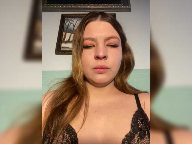 Lilian00666a's BongaCams show and profile