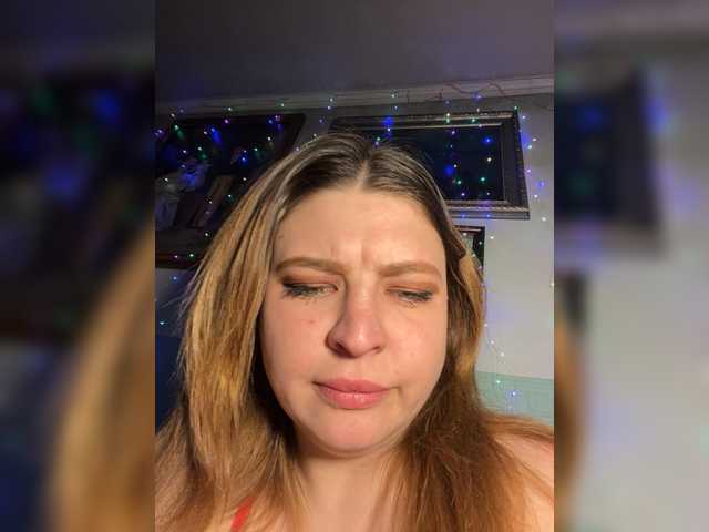 Lilian00666a's BongaCams show and profile