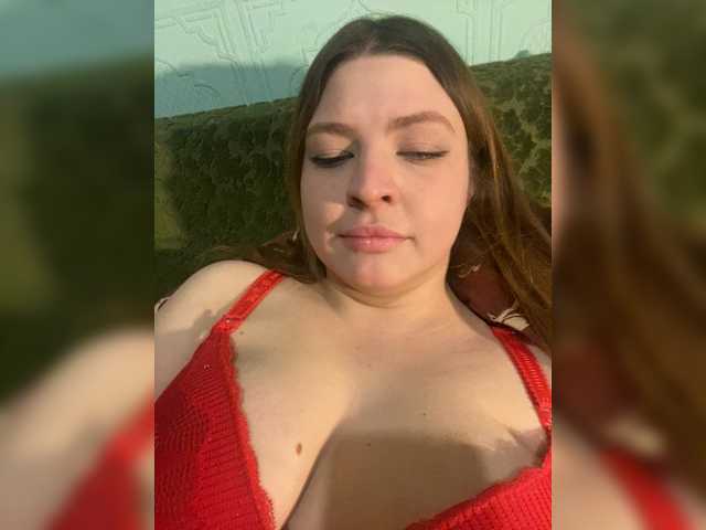 Lilian00666a's BongaCams show and profile