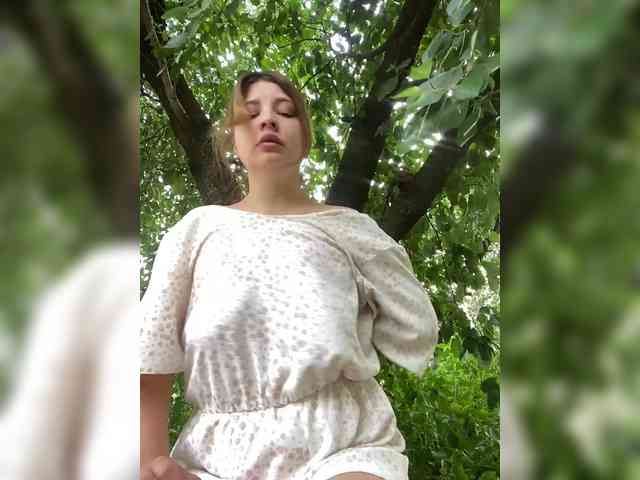 LilianLovee webcam