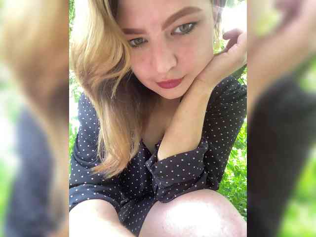 LilianLovee webcam