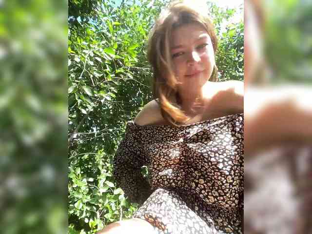 LilianLovee webcam