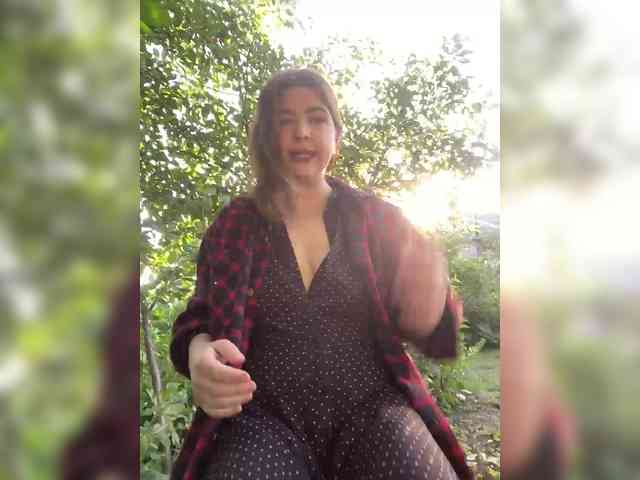 LilianLovee webcam