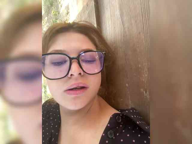 LilianLovee webcam
