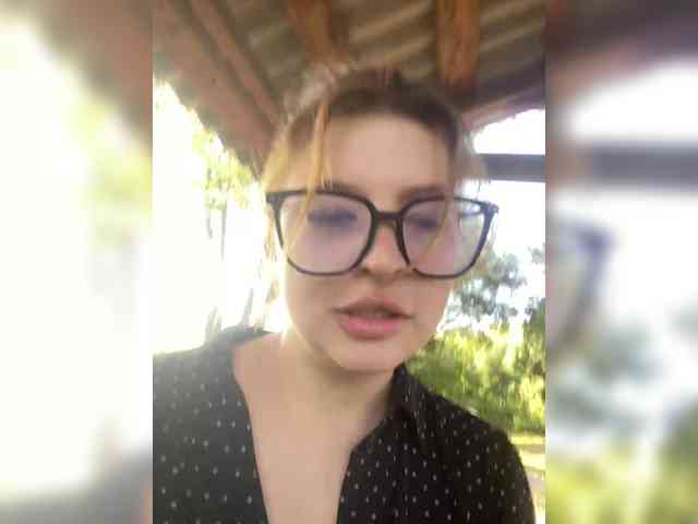 LilianLovee webcam