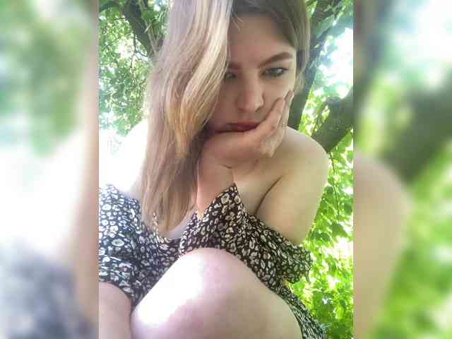 LilianLovee webcam
