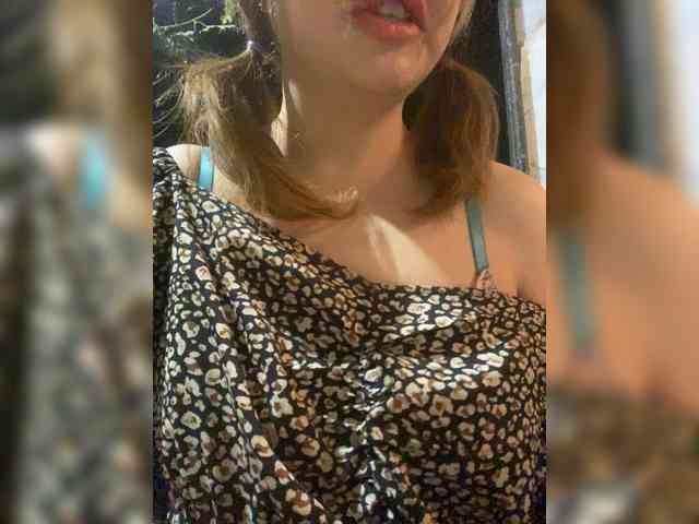 LilianLovee webcam