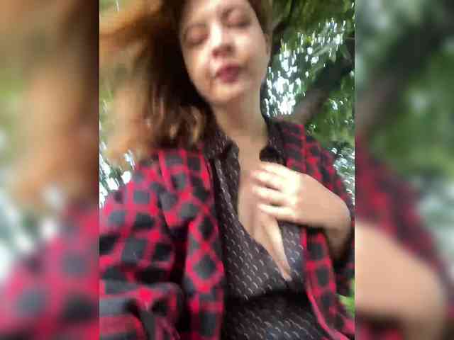 LilianLovee webcam