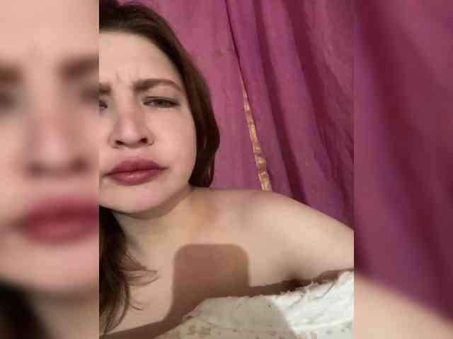 LilianLovee webcam