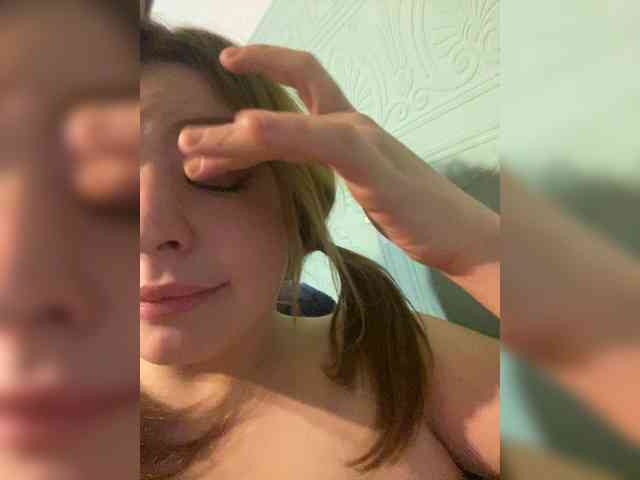 LilianLovee webcam