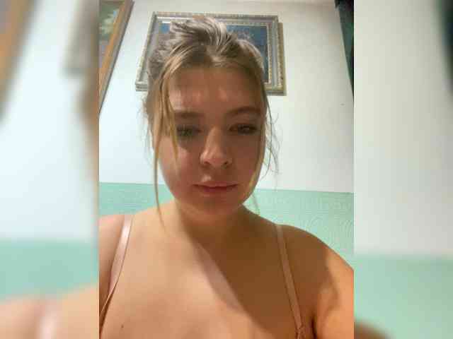 LilianLovee webcam