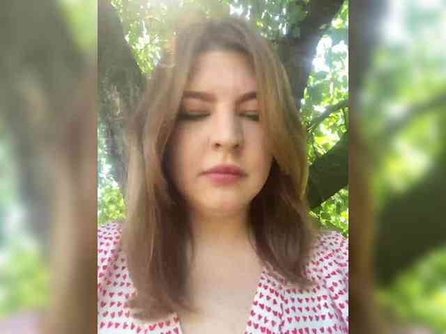 LilianLovee webcam