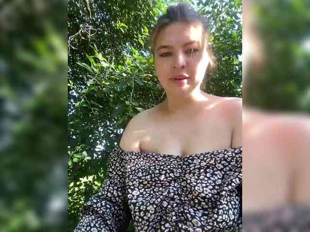 LilianLovee webcam