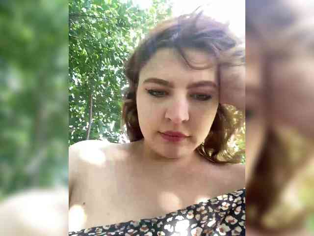 LilianLovee webcam