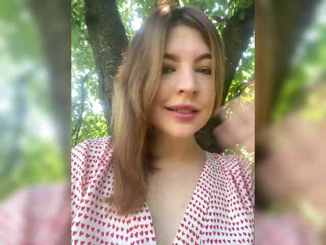 LilianLovee webcam