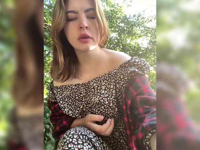 LilianLovee webcam