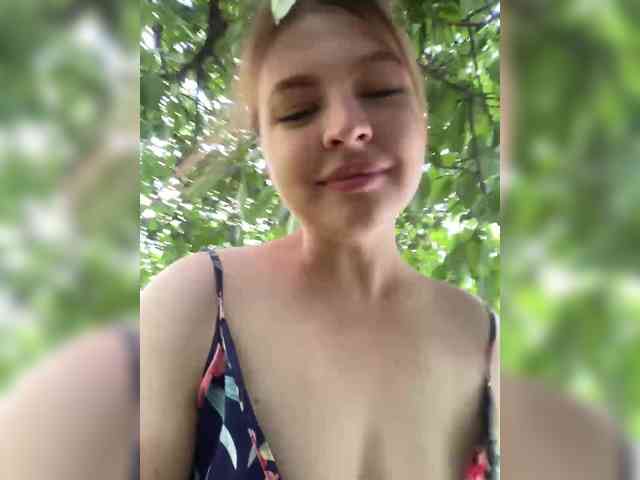 LilianLovee webcam