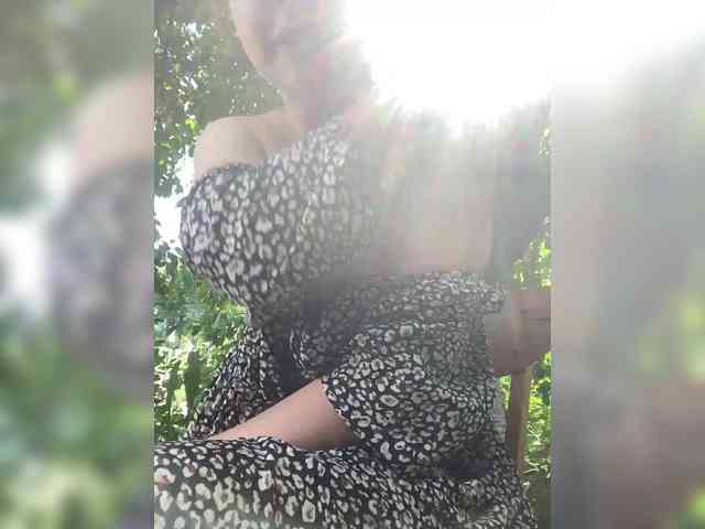 LilianLovee webcam
