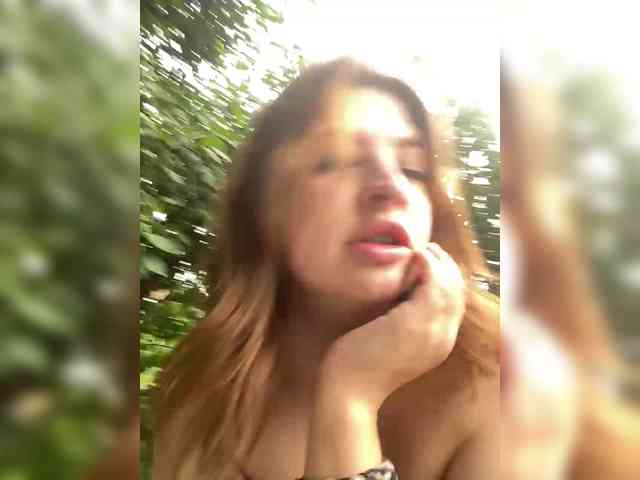 LilianLovee webcam