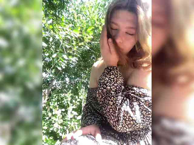LilianLovee webcam