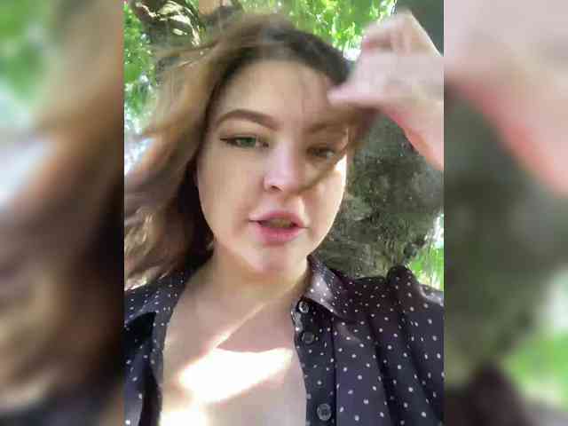 LilianLovee webcam