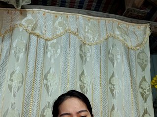 Image capture of EllaShow93