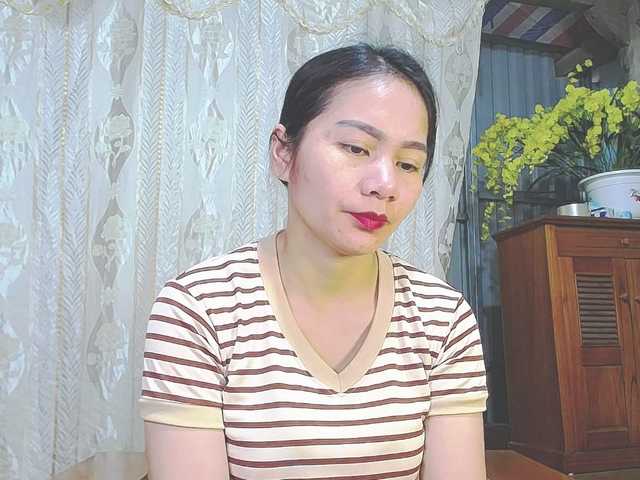 EllaShow93's BongaCams show and profile