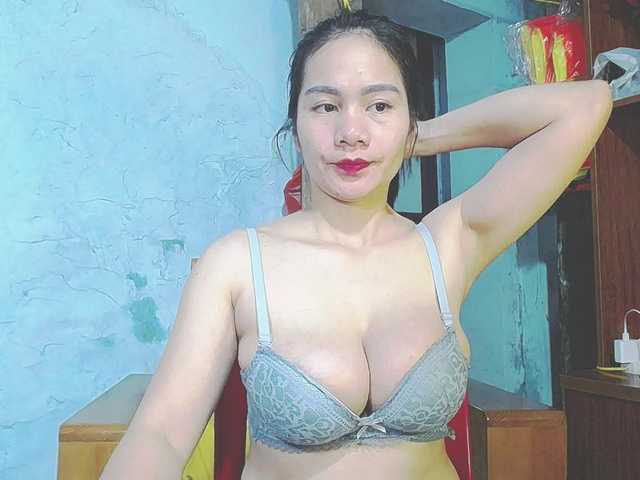 EllaShow93's BongaCams show and profile