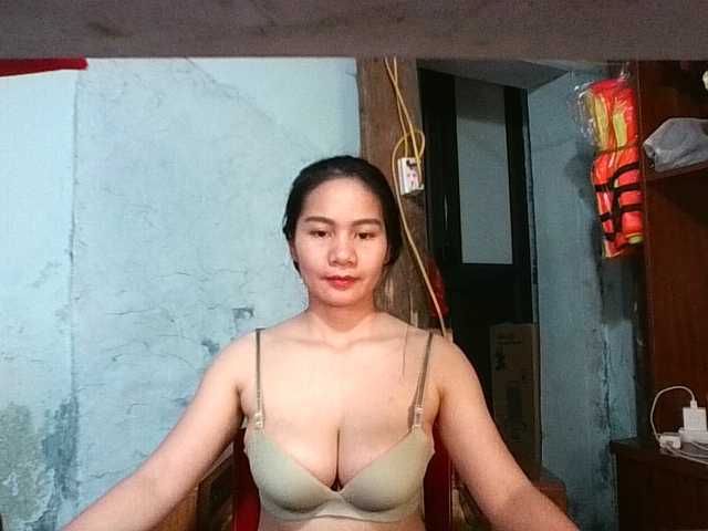 EllaShow93's BongaCams show and profile