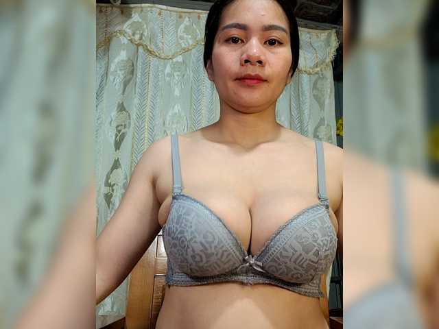 EllaShow93's BongaCams show and profile