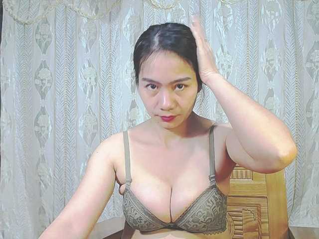 EllaShow93's BongaCams show and profile