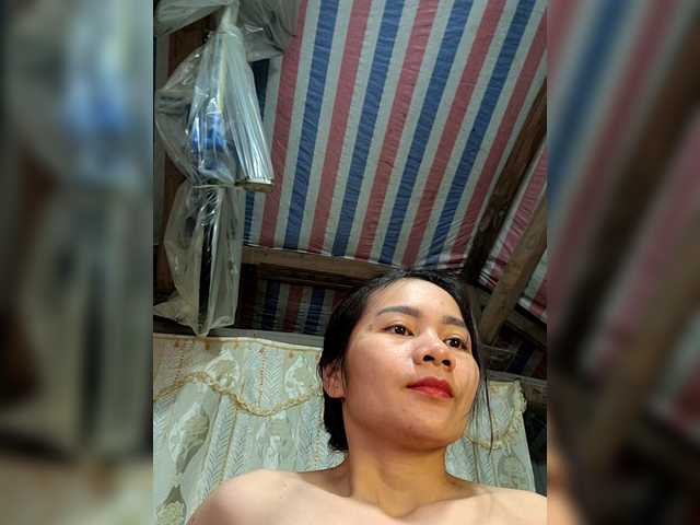 EllaShow93's BongaCams show and profile