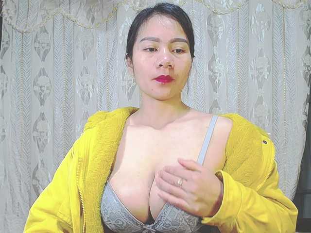 EllaShow93 from BongaCams is Freechat