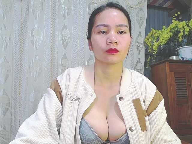 EllaShow93's BongaCams show and profile