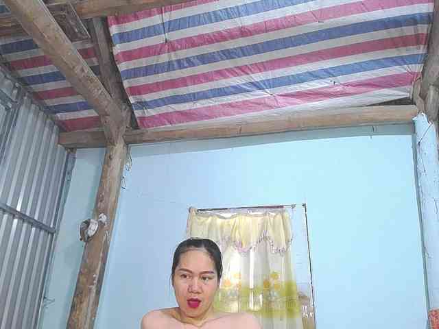 EllaShow93 webcam