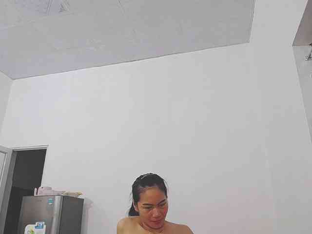 EllaShow93 webcam