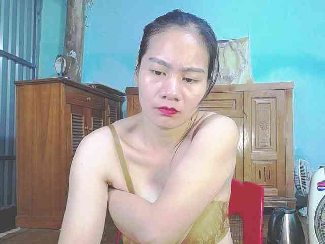 EllaShow93 webcam