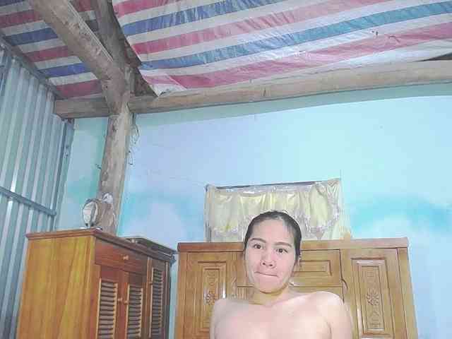 EllaShow93 webcam