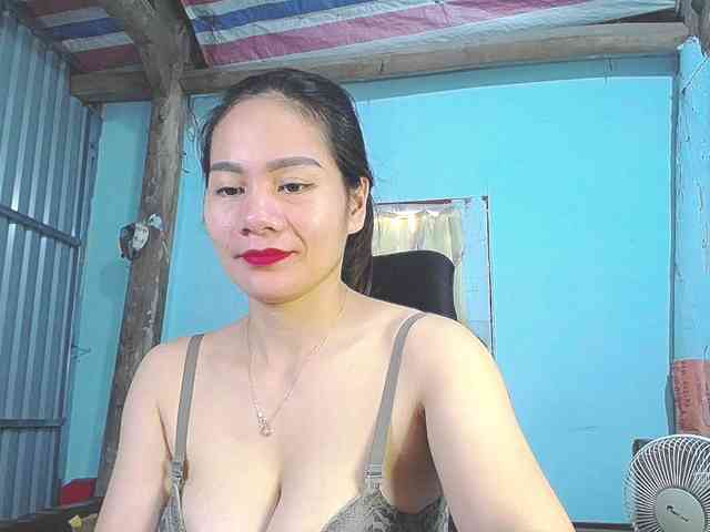 EllaShow93 webcam