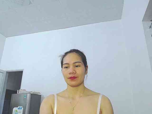 EllaShow93 webcam
