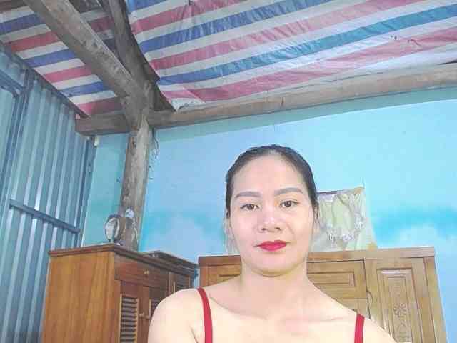 EllaShow93 webcam